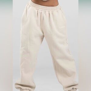 Comfrt Signature Sweatpants Bone Size Medium Jogger Cream Relaxed Thick Warm